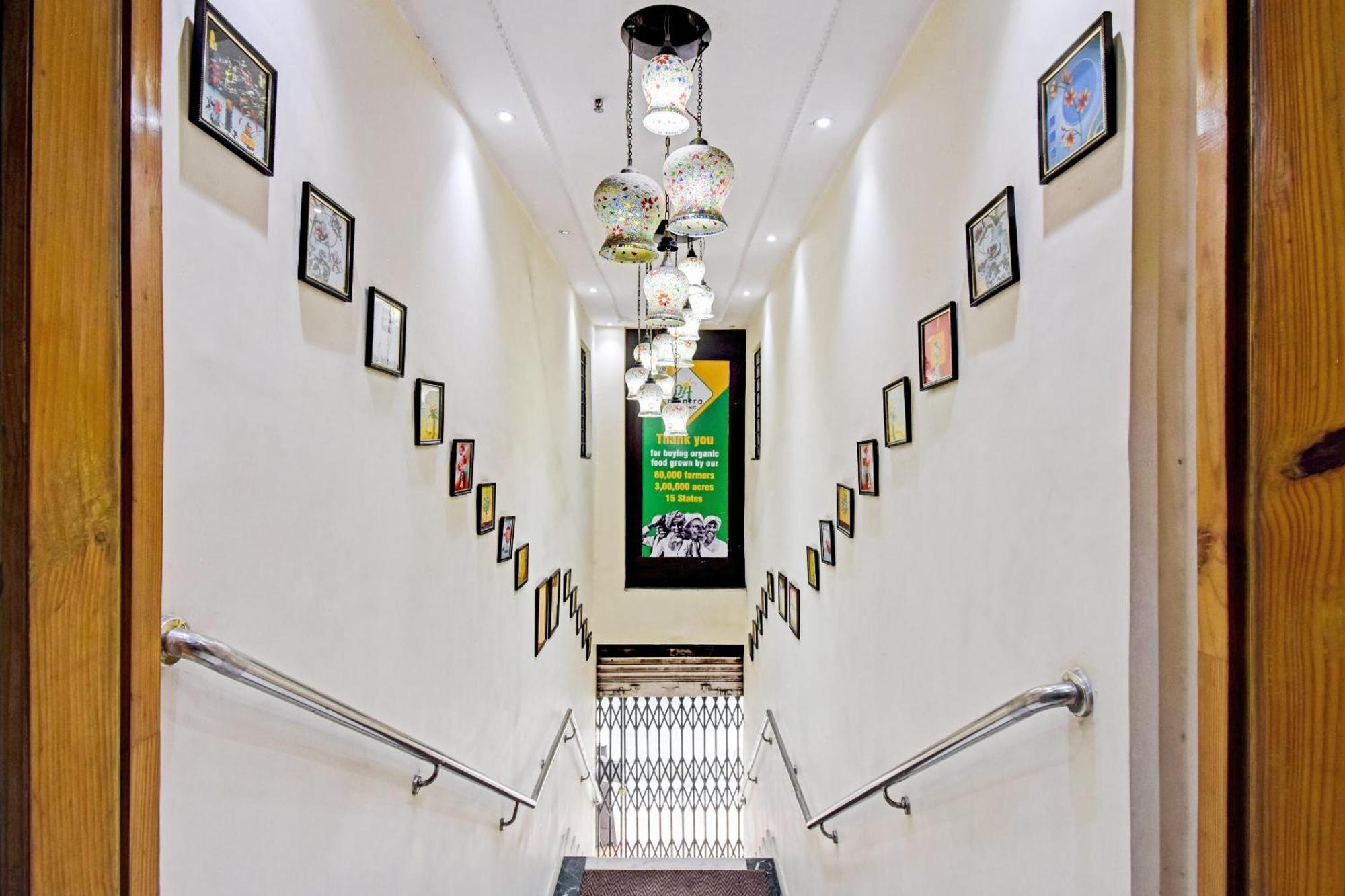 Hotel Collection O Motisarai Calcutta  Esterno foto
