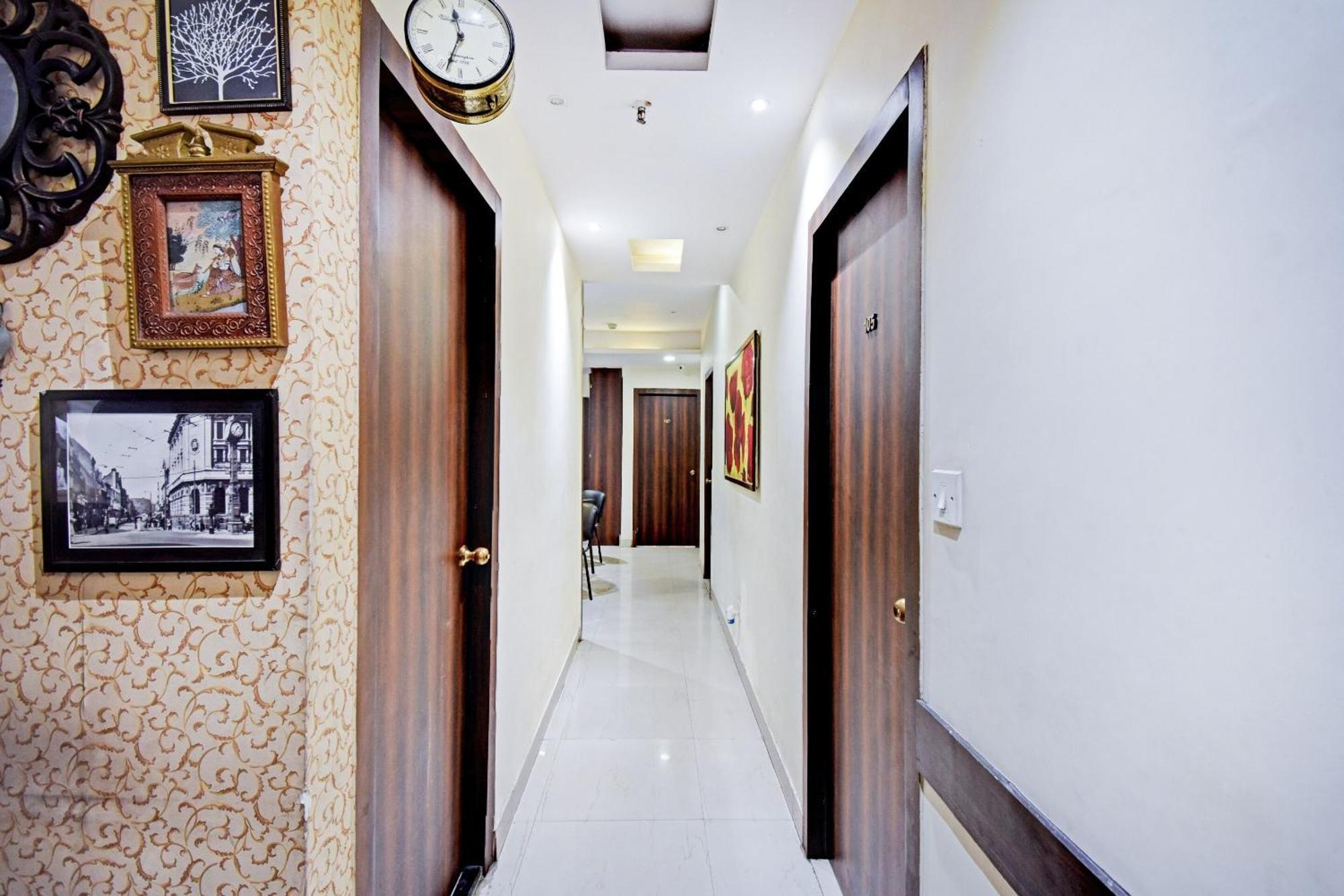 Hotel Collection O Motisarai Calcutta  Esterno foto