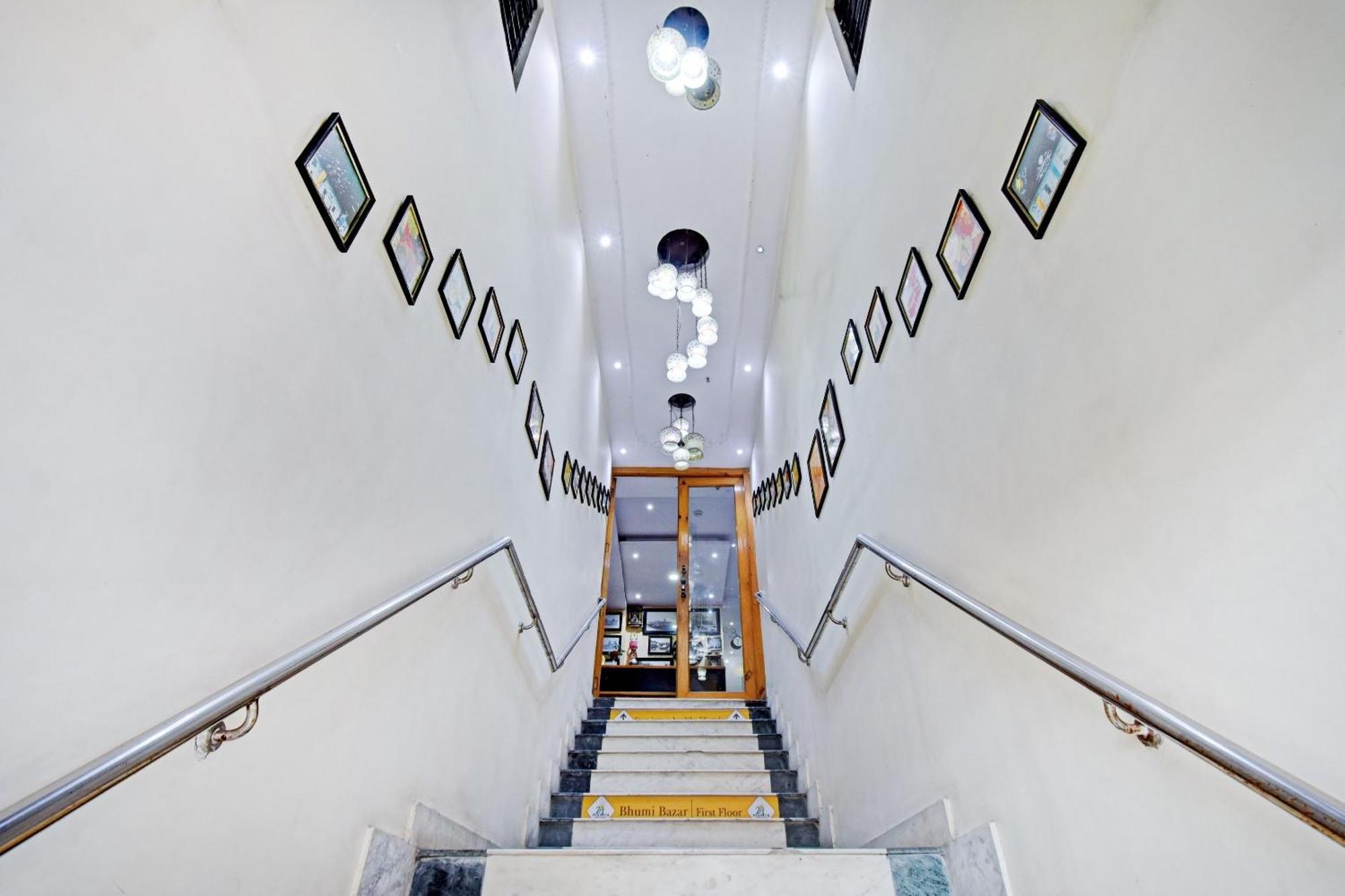 Hotel Collection O Motisarai Calcutta  Esterno foto