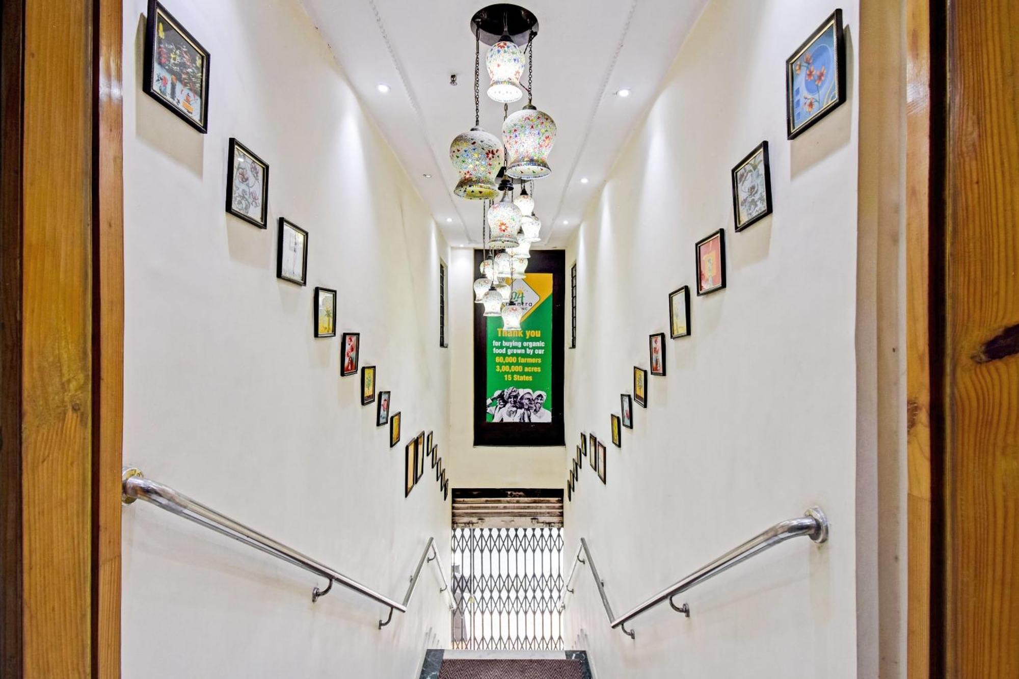 Hotel Collection O Motisarai Calcutta  Esterno foto