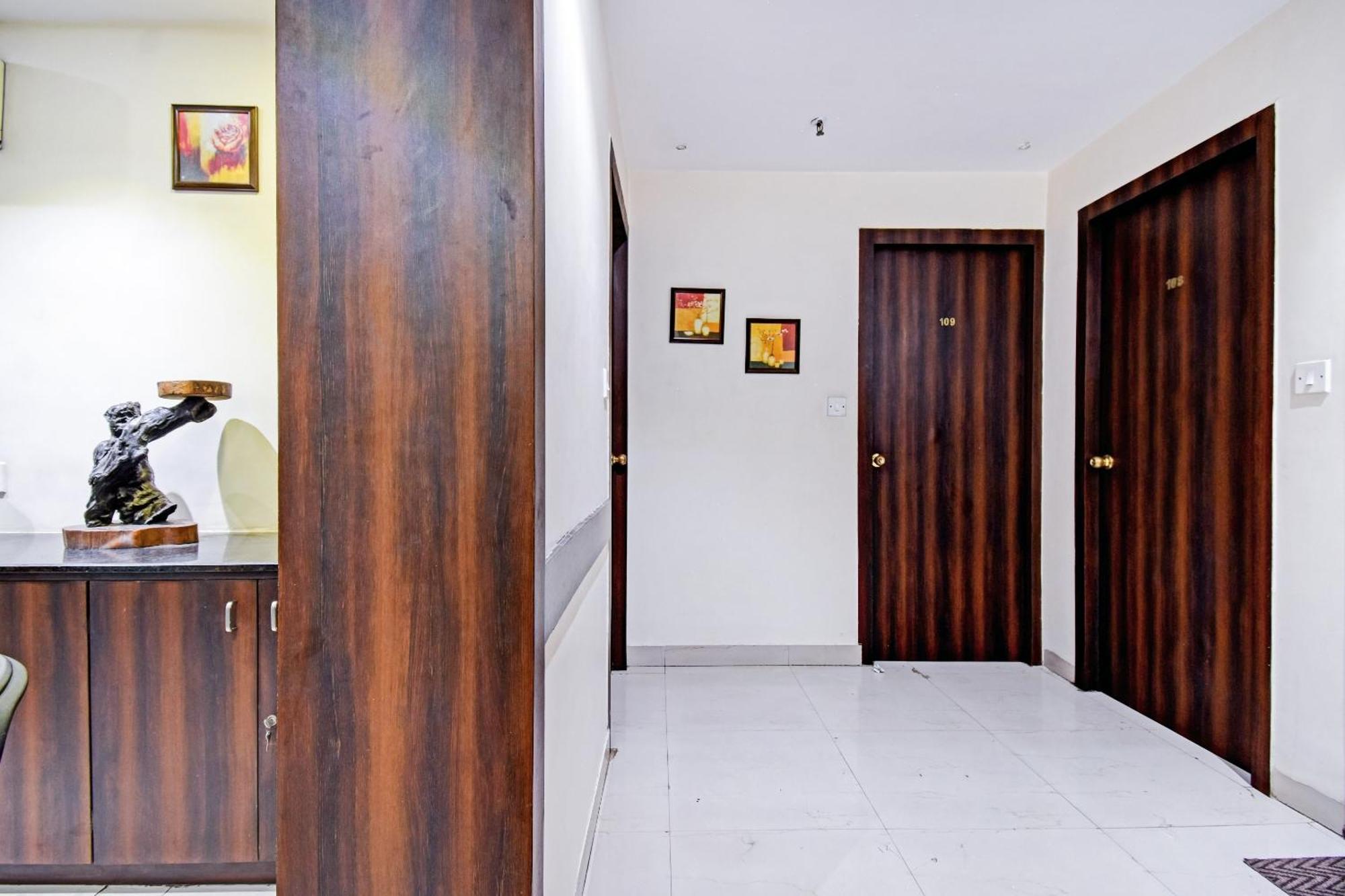 Hotel Collection O Motisarai Calcutta  Esterno foto