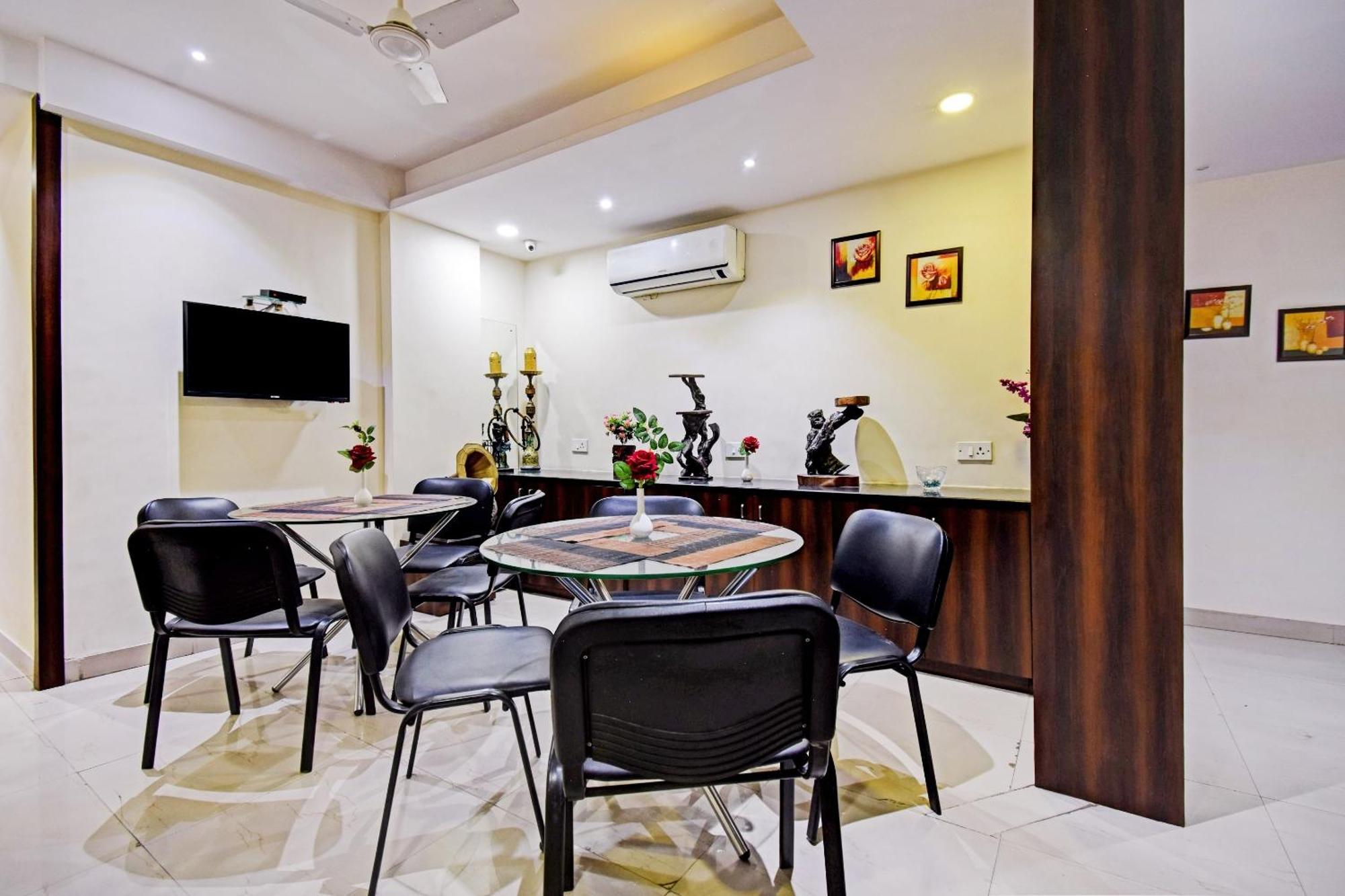 Hotel Collection O Motisarai Calcutta  Esterno foto
